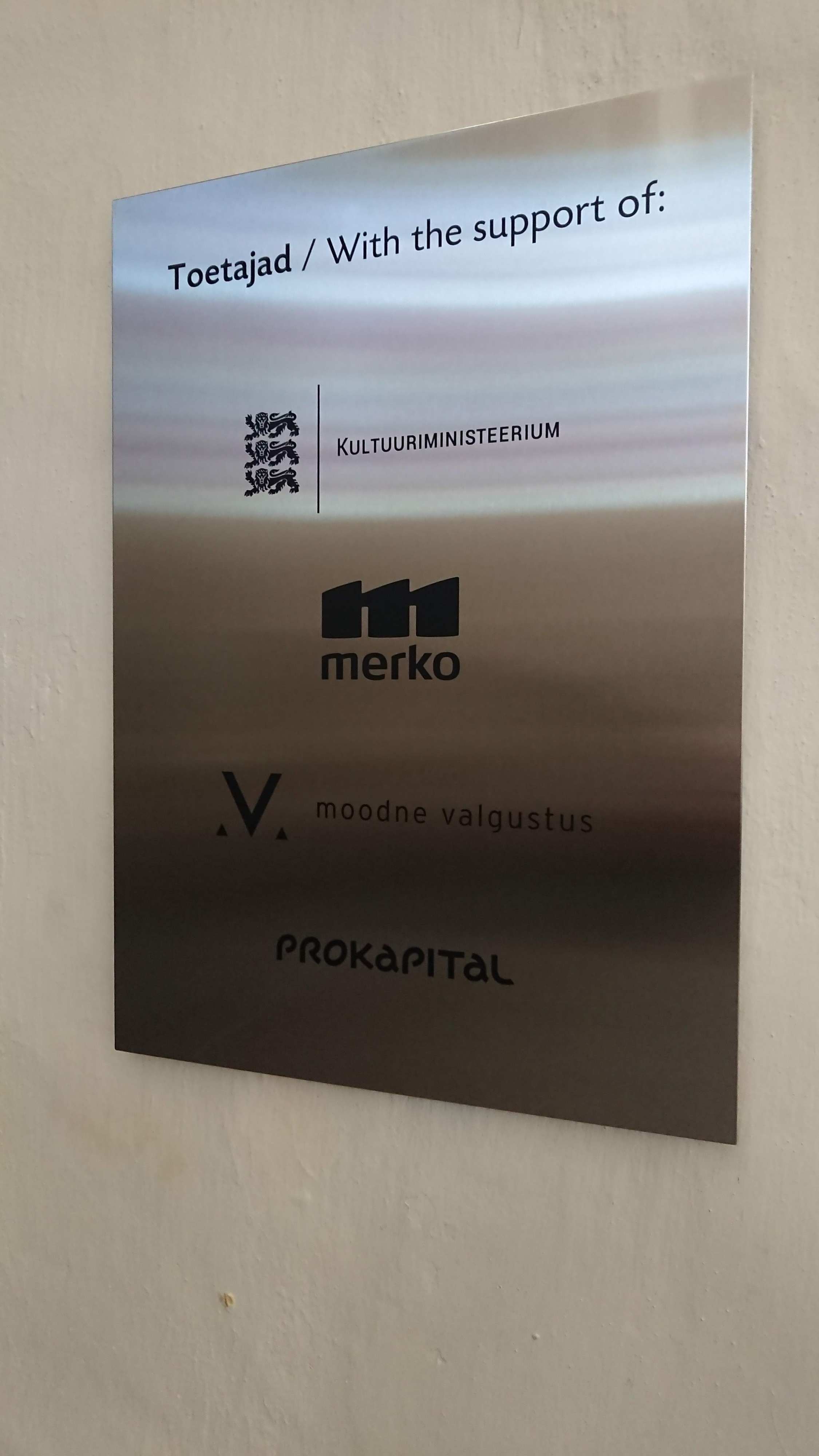 Niguliste tänutahvlid