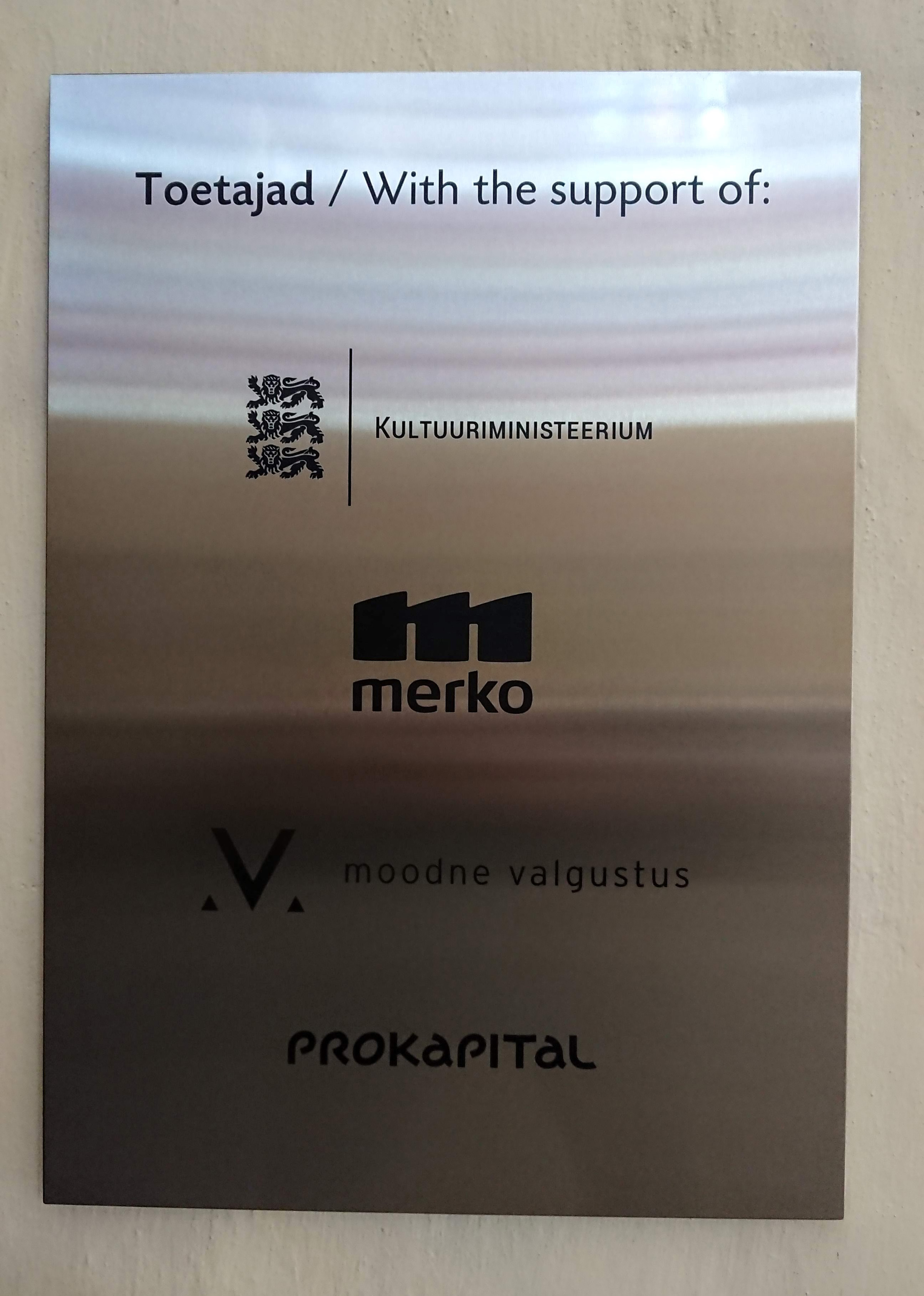Niguliste tänutahvlid